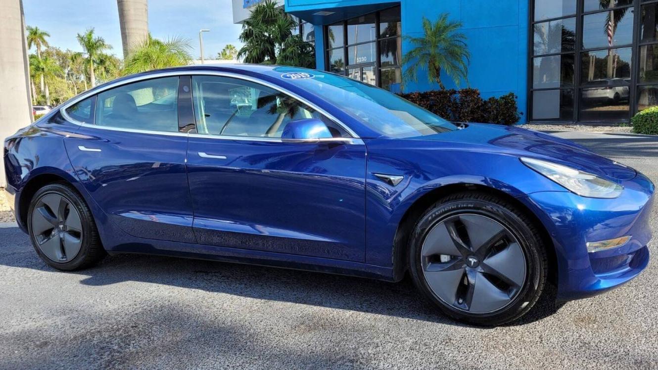 TESLA MODEL 3 2019 5YJ3E1EA2KF299355 image